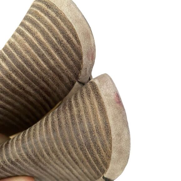 NEW Vince Camuto | Janil Suede Strappy Sandal, Size 8.5 - Picture 9 of 11